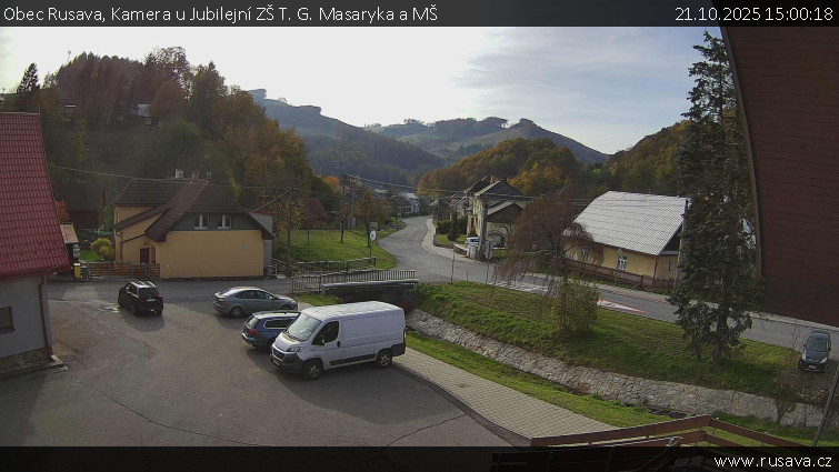 Obec Rusava - Kamera u Jubilejní ZŠ T. G. Masaryka a MŠ - 21.10.2025 v 15:00 Obec Rusava - Kamera u Jubilejní ZŠ T. G. Masaryka a MŠ - 21.10.2025 v 15:00