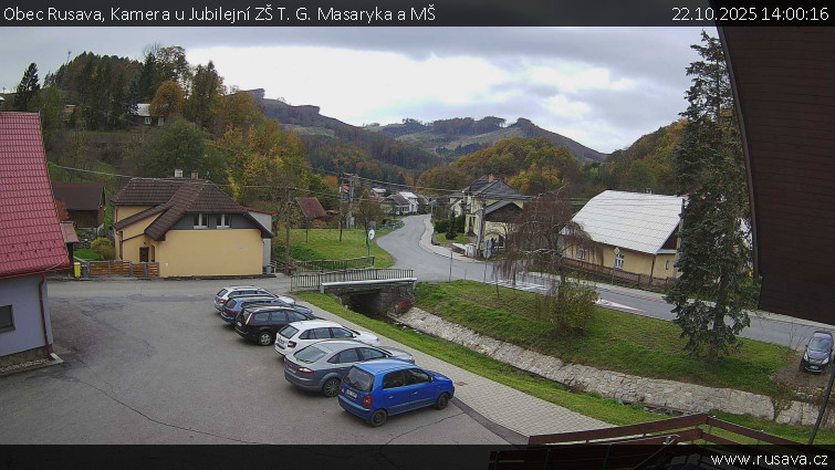 Obec Rusava - Kamera u Jubilejní ZŠ T. G. Masaryka a MŠ - 22.10.2025 v 14:00 Obec Rusava - Kamera u Jubilejní ZŠ T. G. Masaryka a MŠ - 22.10.2025 v 14:00