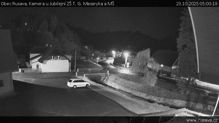 Obec Rusava - Kamera u Jubilejní ZŠ T. G. Masaryka a MŠ - 23.10.2025 v 05:00 Obec Rusava - Kamera u Jubilejní ZŠ T. G. Masaryka a MŠ - 23.10.2025 v 05:00