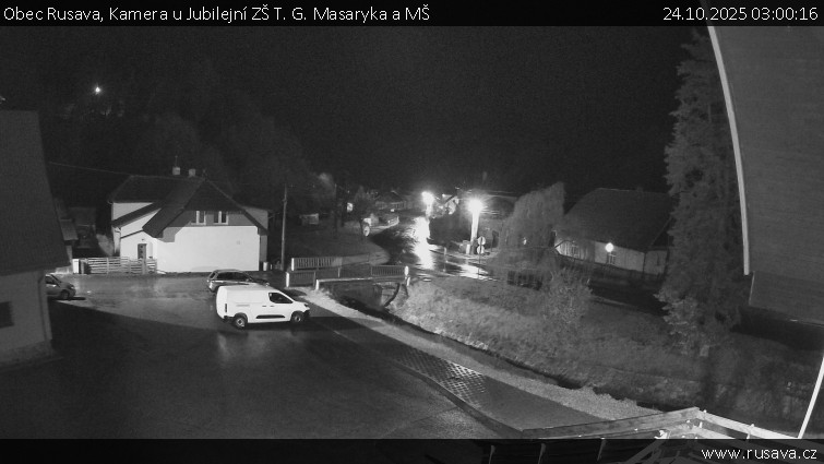 Obec Rusava - Kamera u Jubilejní ZŠ T. G. Masaryka a MŠ - 24.10.2025 v 03:00 Obec Rusava - Kamera u Jubilejní ZŠ T. G. Masaryka a MŠ - 24.10.2025 v 03:00