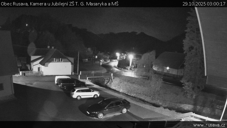 Obec Rusava - Kamera u Jubilejní ZŠ T. G. Masaryka a MŠ - 29.10.2025 v 03:00 Obec Rusava - Kamera u Jubilejní ZŠ T. G. Masaryka a MŠ - 29.10.2025 v 03:00