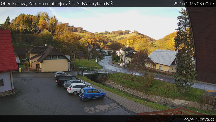 Obec Rusava - Kamera u Jubilejní ZŠ T. G. Masaryka a MŠ - 29.10.2025 v 08:00 Obec Rusava - Kamera u Jubilejní ZŠ T. G. Masaryka a MŠ - 29.10.2025 v 08:00