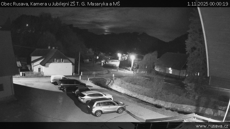 Obec Rusava - Kamera u Jubilejní ZŠ T. G. Masaryka a MŠ - 1.11.2025 v 00:00 Obec Rusava - Kamera u Jubilejní ZŠ T. G. Masaryka a MŠ - 1.11.2025 v 00:00