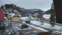 Kamera u Jubilejní ZŠ T. G. Masaryka a MŠ