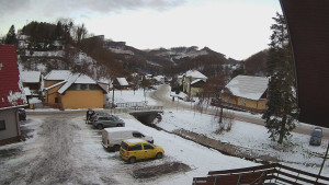 Obec Rusava - Kamera u Jubilejní ZŠ T. G. Masaryka a MŠ - 3.1.2026 v 08:00 Obec Rusava - Kamera u Jubilejní ZŠ T. G. Masaryka a MŠ - 3.1.2026 v 08:00