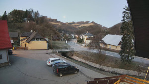 Obec Rusava - Kamera u Jubilejní ZŠ T. G. Masaryka a MŠ - 6.3.2026 v 06:00 Obec Rusava - Kamera u Jubilejní ZŠ T. G. Masaryka a MŠ - 6.3.2026 v 06:00