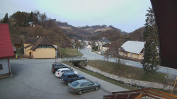 Kamera u Jubilejní ZŠ T. G. Masaryka a MŠ