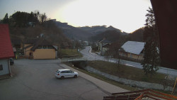 Kamera u Jubilejní ZŠ T. G. Masaryka a MŠ