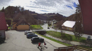 Obec Rusava - Kamera u Jubilejní ZŠ T. G. Masaryka a MŠ - 7.4.2026 v 15:00 Obec Rusava - Kamera u Jubilejní ZŠ T. G. Masaryka a MŠ - 7.4.2026 v 15:00