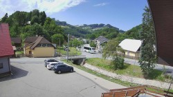 Kamera bei der Jubiläums-Grundschule T. G. Masaryk und dem Kindergarten