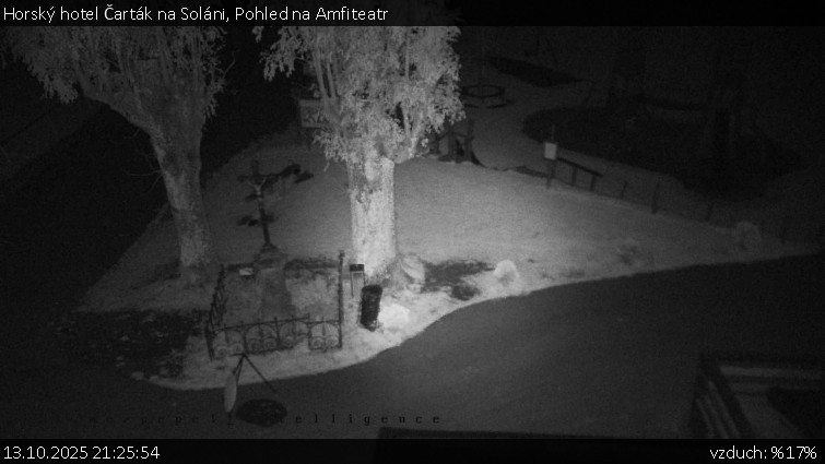 Horský hotel Čarták na Soláni - Pohled na Amfiteatr - 13.10.2025 v 21:25 Horský hotel Čarták na Soláni - Pohled na Amfiteatr - 13.10.2025 v 21:25