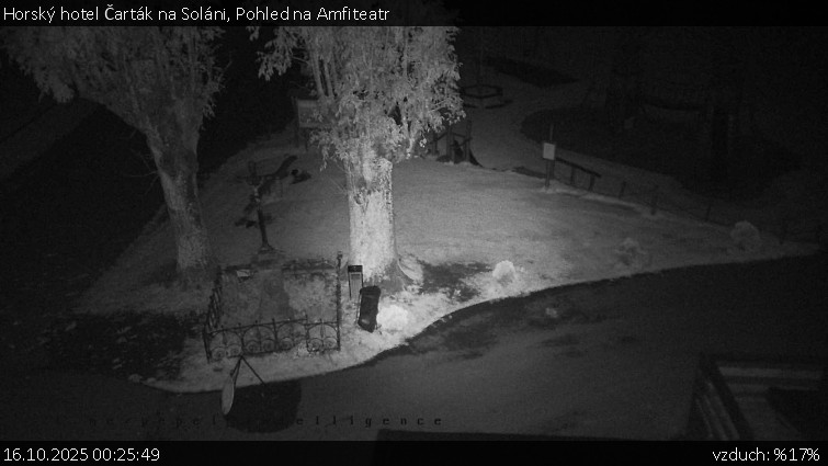 Horský hotel Čarták na Soláni - Pohled na Amfiteatr - 16.10.2025 v 00:25 Horský hotel Čarták na Soláni - Pohled na Amfiteatr - 16.10.2025 v 00:25