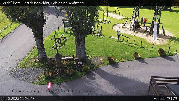 Horský hotel Čarták na Soláni - Pohled na Amfiteatr - 16.10.2025 v 11:20 Horský hotel Čarták na Soláni - Pohled na Amfiteatr - 16.10.2025 v 11:20