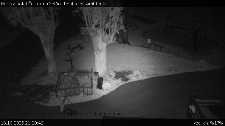 Horský hotel Čarták na Soláni - Pohled na Amfiteatr - 18.10.2025 v 21:20 Horský hotel Čarták na Soláni - Pohled na Amfiteatr - 18.10.2025 v 21:20