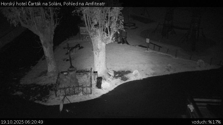 Horský hotel Čarták na Soláni - Pohled na Amfiteatr - 19.10.2025 v 06:20 Horský hotel Čarták na Soláni - Pohled na Amfiteatr - 19.10.2025 v 06:20