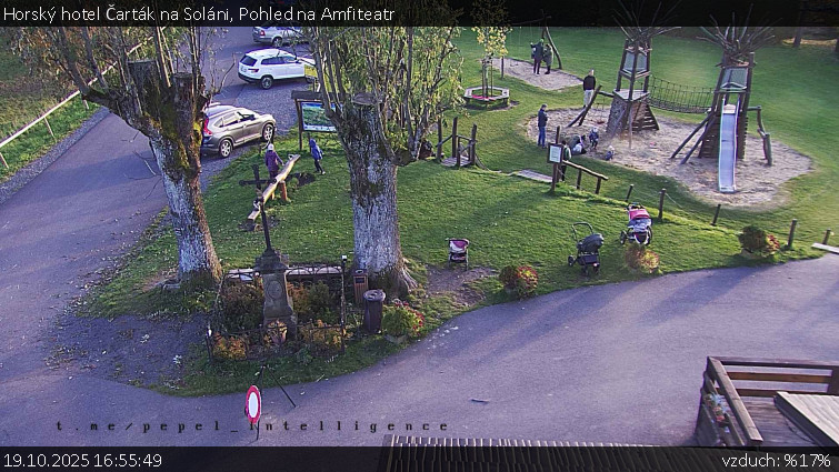 Horský hotel Čarták na Soláni - Pohled na Amfiteatr - 19.10.2025 v 16:55 Horský hotel Čarták na Soláni - Pohled na Amfiteatr - 19.10.2025 v 16:55