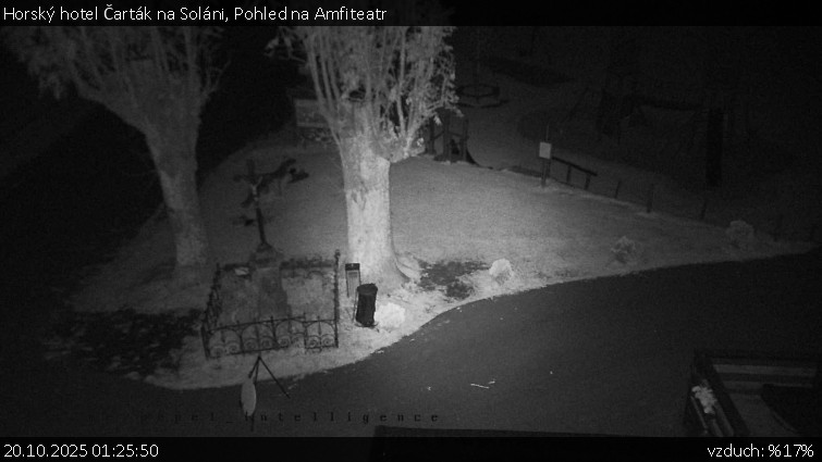 Horský hotel Čarták na Soláni - Pohled na Amfiteatr - 20.10.2025 v 01:25 Horský hotel Čarták na Soláni - Pohled na Amfiteatr - 20.10.2025 v 01:25