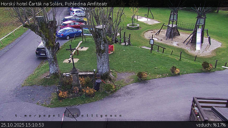 Horský hotel Čarták na Soláni - Pohled na Amfiteatr - 25.10.2025 v 15:10 Horský hotel Čarták na Soláni - Pohled na Amfiteatr - 25.10.2025 v 15:10