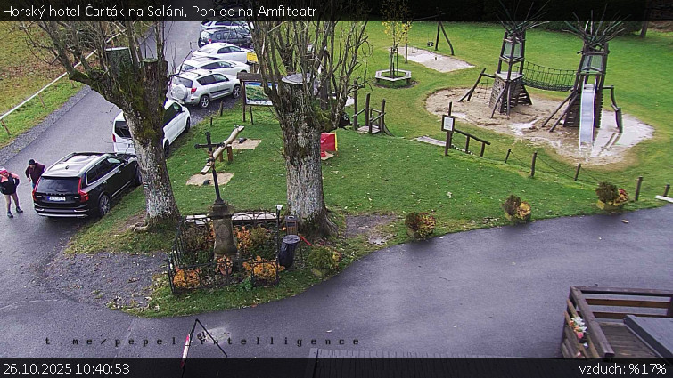 Horský hotel Čarták na Soláni - Pohled na Amfiteatr - 26.10.2025 v 10:40 Horský hotel Čarták na Soláni - Pohled na Amfiteatr - 26.10.2025 v 10:40