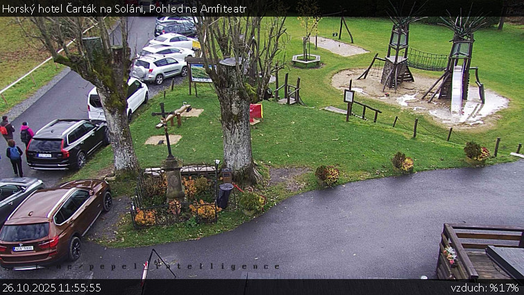 Horský hotel Čarták na Soláni - Pohled na Amfiteatr - 26.10.2025 v 11:55 Horský hotel Čarták na Soláni - Pohled na Amfiteatr - 26.10.2025 v 11:55