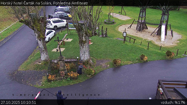 Horský hotel Čarták na Soláni - Pohled na Amfiteatr - 27.10.2025 v 10:10 Horský hotel Čarták na Soláni - Pohled na Amfiteatr - 27.10.2025 v 10:10