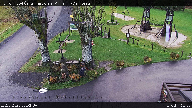 Horský hotel Čarták na Soláni - Pohled na Amfiteatr - 29.10.2025 v 07:31 Horský hotel Čarták na Soláni - Pohled na Amfiteatr - 29.10.2025 v 07:31