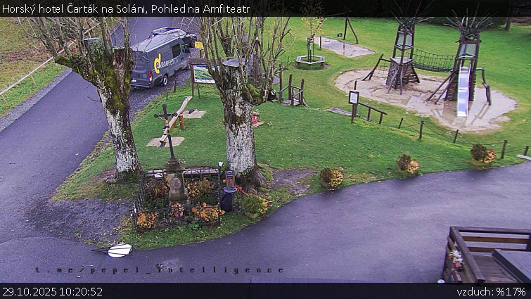 Horský hotel Čarták na Soláni - Pohled na Amfiteatr - 29.10.2025 v 10:20 Horský hotel Čarták na Soláni - Pohled na Amfiteatr - 29.10.2025 v 10:20