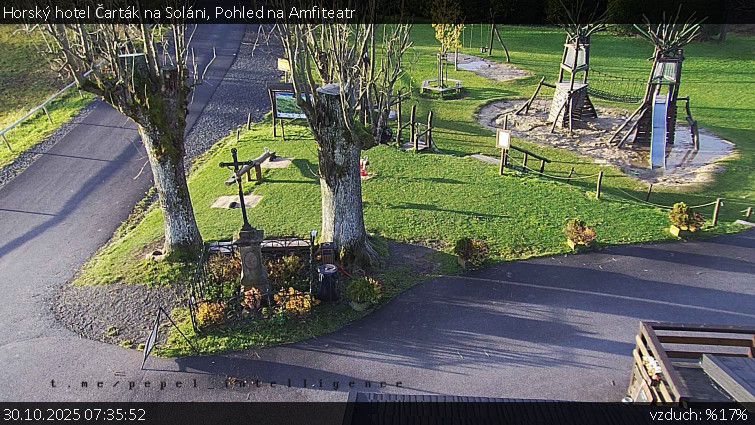 Horský hotel Čarták na Soláni - Pohled na Amfiteatr - 30.10.2025 v 07:35 Horský hotel Čarták na Soláni - Pohled na Amfiteatr - 30.10.2025 v 07:35