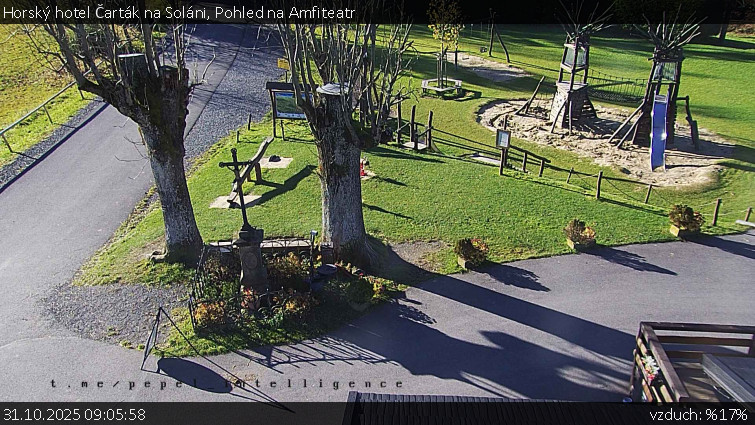 Horský hotel Čarták na Soláni - Pohled na Amfiteatr - 31.10.2025 v 09:05 Horský hotel Čarták na Soláni - Pohled na Amfiteatr - 31.10.2025 v 09:05