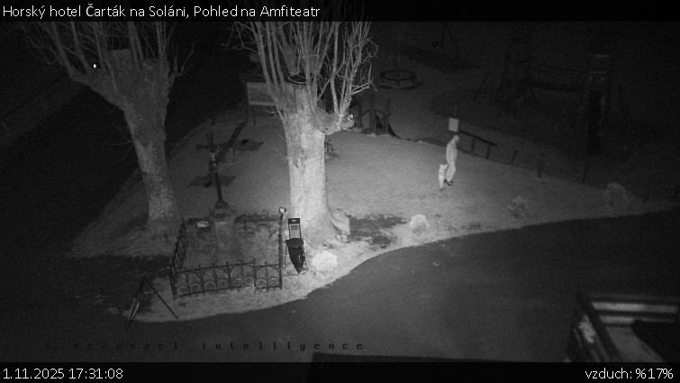 Horský hotel Čarták na Soláni - Pohled na Amfiteatr - 1.11.2025 v 17:31 Horský hotel Čarták na Soláni - Pohled na Amfiteatr - 1.11.2025 v 17:31