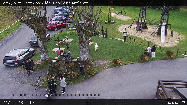 Horský hotel Čarták na Soláni - Pohled na Amfiteatr - 2.11.2025 v 13:01 Horský hotel Čarták na Soláni - Pohled na Amfiteatr - 2.11.2025 v 13:01