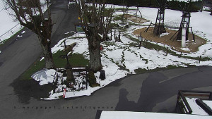 Horský hotel Čarták na Soláni - Pohled na Amfiteatr - 1.4.2026 v 17:50 Horský hotel Čarták na Soláni - Pohled na Amfiteatr - 1.4.2026 v 17:50