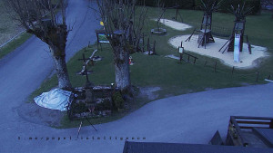 Horský hotel Čarták na Soláni - Pohled na Amfiteatr - 9.4.2026 v 05:55 Horský hotel Čarták na Soláni - Pohled na Amfiteatr - 9.4.2026 v 05:55