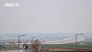 Město Praha - Letiště Václava Havla Praha - 12.4.2026 v 07:00 Město Praha - Letiště Václava Havla Praha - 12.4.2026 v 07:00