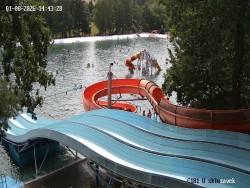 Rutschen und Wasserrutschen