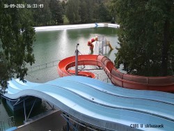 Rutschen und Wasserrutschen
