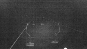 Snow park Paprsek - Lanovka - pohled nahoru - 5.11.2024 v 01:00 Snow park Paprsek - Lanovka - pohled nahoru - 5.11.2024 v 01:00