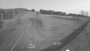 Snow park Paprsek - Lanovka - pohled nahoru - 5.11.2024 v 06:00 Snow park Paprsek - Lanovka - pohled nahoru - 5.11.2024 v 06:00