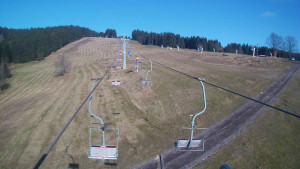 Snow park Paprsek - Lanovka - pohled nahoru - 5.11.2024 v 11:00 Snow park Paprsek - Lanovka - pohled nahoru - 5.11.2024 v 11:00