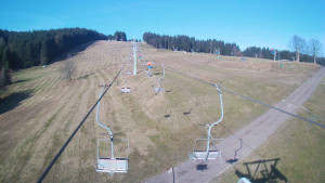 Snow park Paprsek - Lanovka - pohled nahoru - 5.11.2024 v 14:00 Snow park Paprsek - Lanovka - pohled nahoru - 5.11.2024 v 14:00
