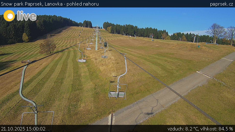 Snow park Paprsek - Lanovka - pohled nahoru - 21.10.2025 v 15:00 Snow park Paprsek - Lanovka - pohled nahoru - 21.10.2025 v 15:00