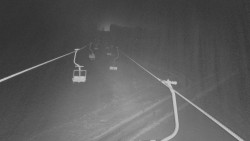 Lanovka - pohled nahoru