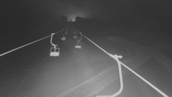 Lanovka - pohled nahoru