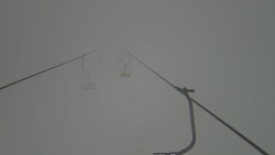 Lanovka - pohled nahoru