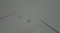 Lanovka - pohled nahoru