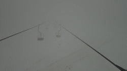 Lanovka - pohled nahoru