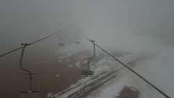 Lanovka - pohled nahoru