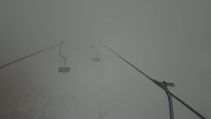 Snow park Paprsek - Lanovka - pohled nahoru - 15.12.2025 v 12:00 Snow park Paprsek - Lanovka - pohled nahoru - 15.12.2025 v 12:00