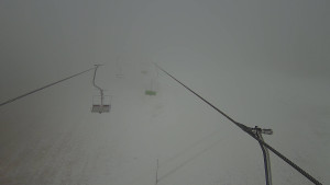 Snow park Paprsek - Lanovka - pohled nahoru - 15.12.2025 v 13:00 Snow park Paprsek - Lanovka - pohled nahoru - 15.12.2025 v 13:00