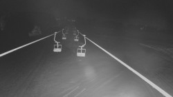 Lanovka - pohled nahoru